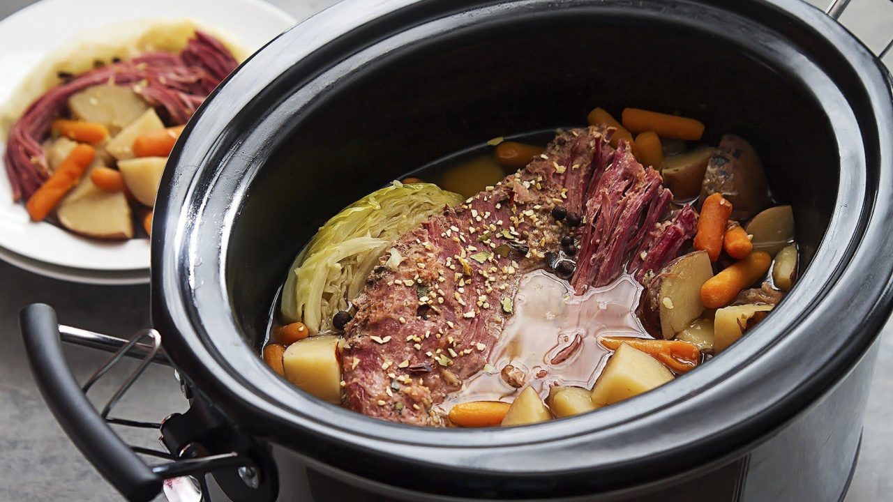 how long to cook pot roast in electric roaster